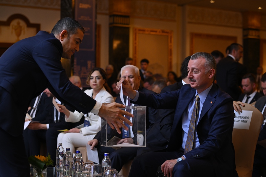 New President Elected at Marmara Municipalities Union's General Assembly}