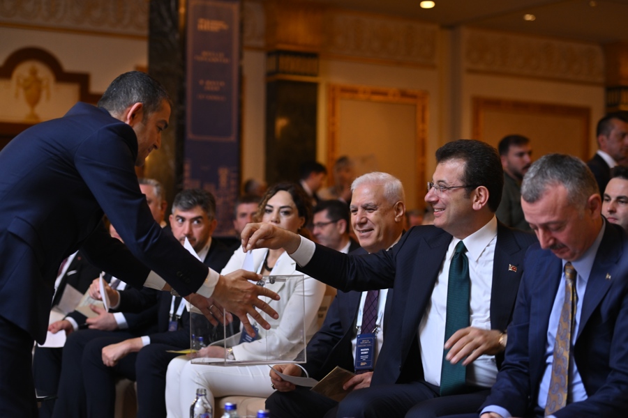 New President Elected at Marmara Municipalities Union's General Assembly}