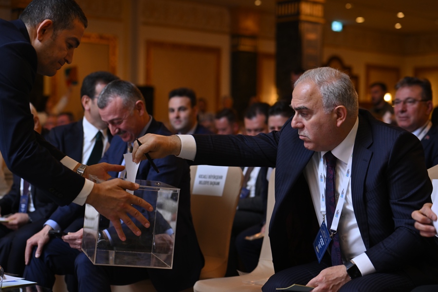 New President Elected at Marmara Municipalities Union's General Assembly}
