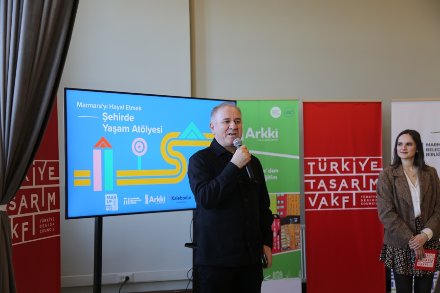 “Marmara’yı Hayal Etmek: Şehirde Yaşam” Atölyeleri Sergisi Yeniden Ziyaret Edilebilir}