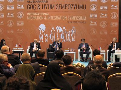 Göç ve Uyum Konularının Altı Çizildi}