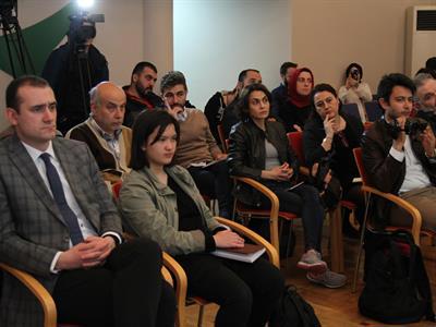 Sosyal Mahremiyet Konusu Gündeme Geldi}