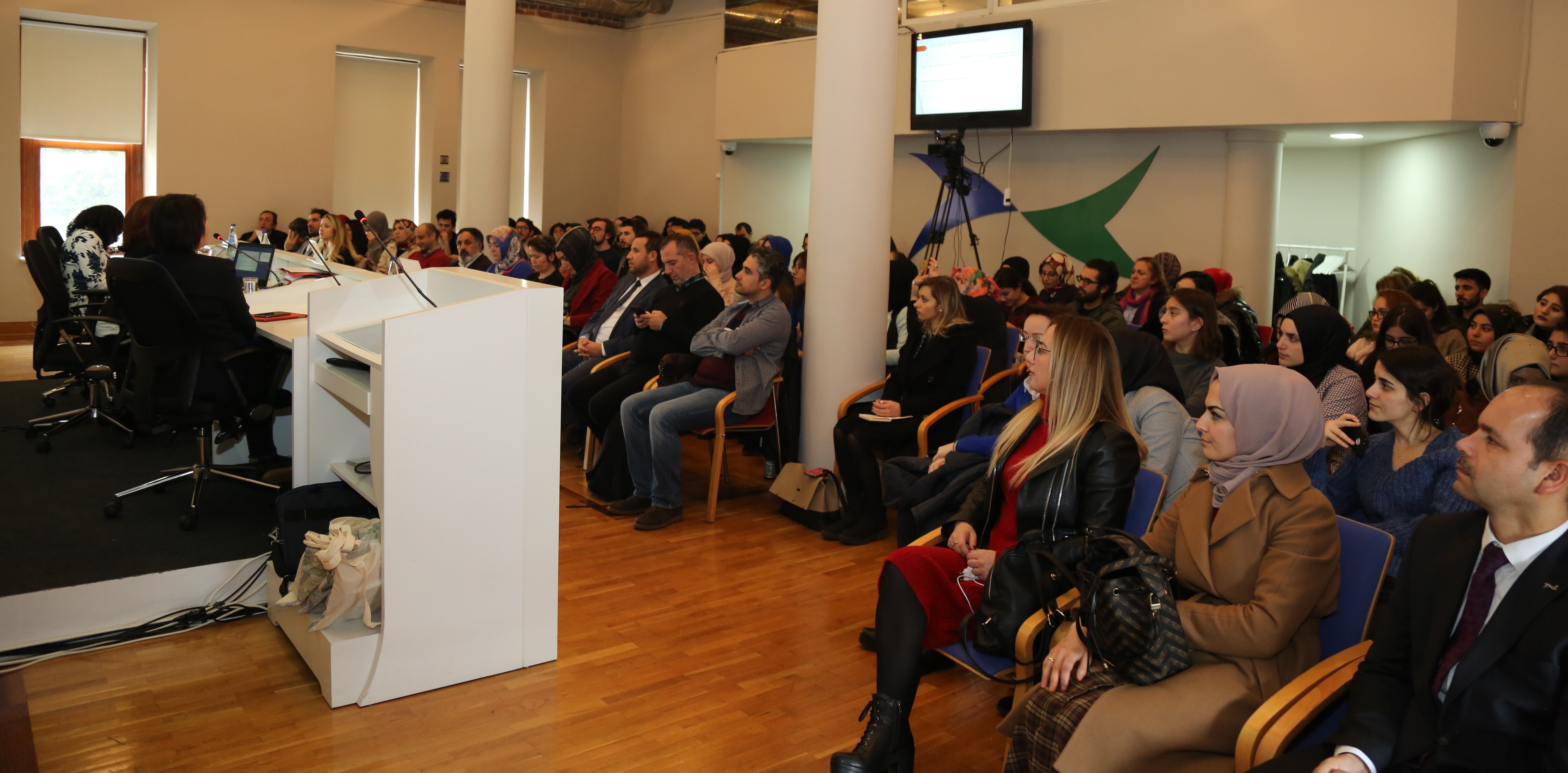 KEBİKEÇ Seminerleri'nde Çocuk Kütüphaneleri Konuşuldu}