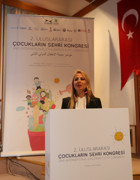 Göçmen Çocuk İçin Bir Şehir}