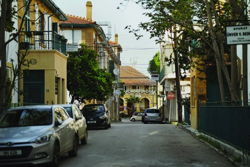 Kent Belleğiyle Bağlanma Mekânları: Geçmişin Hikâyeleri ve Şimdinin Uygulamaları