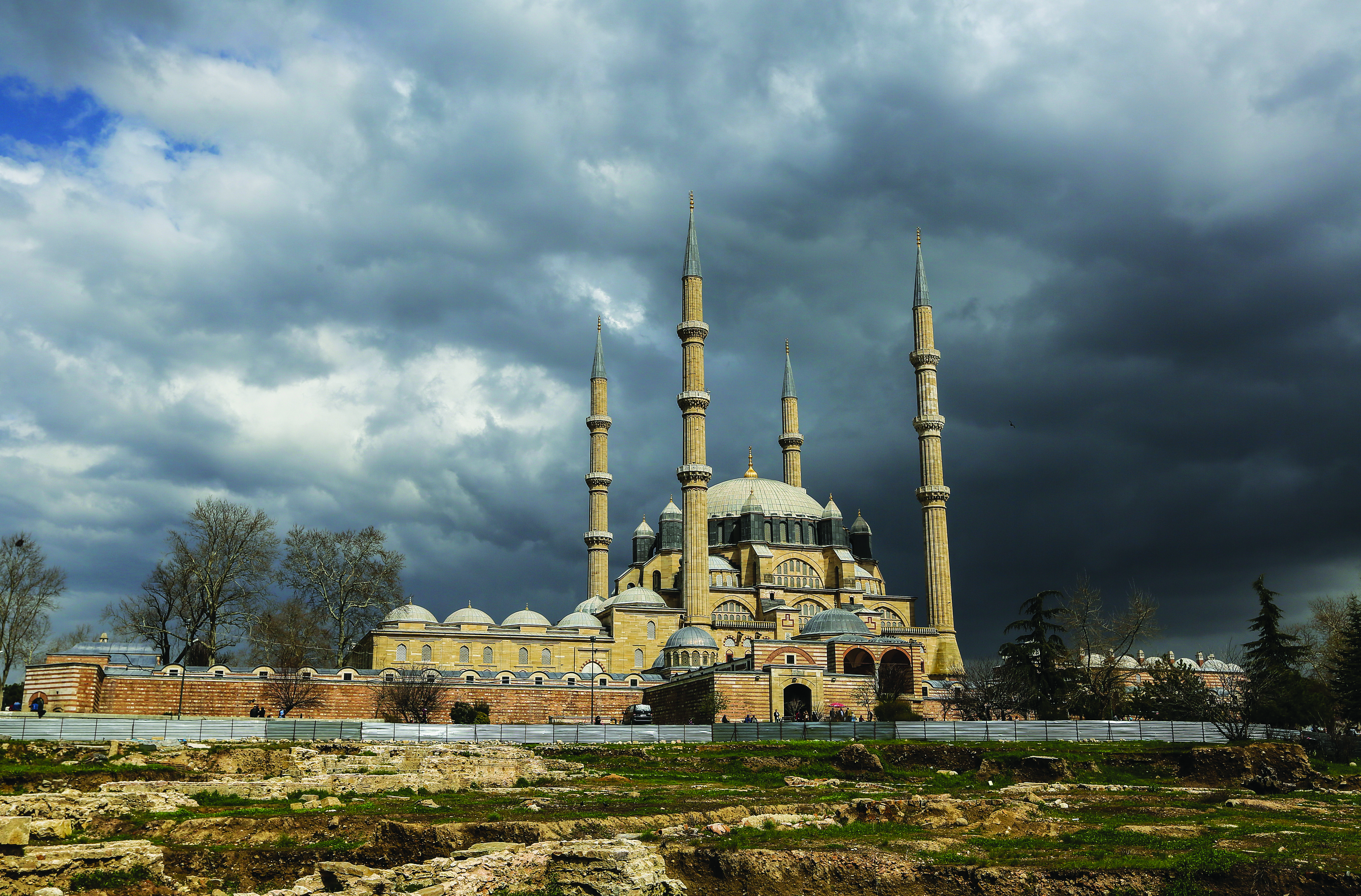 Şehir Konuşmaları: Marmara’nın Mimarı Sinan}