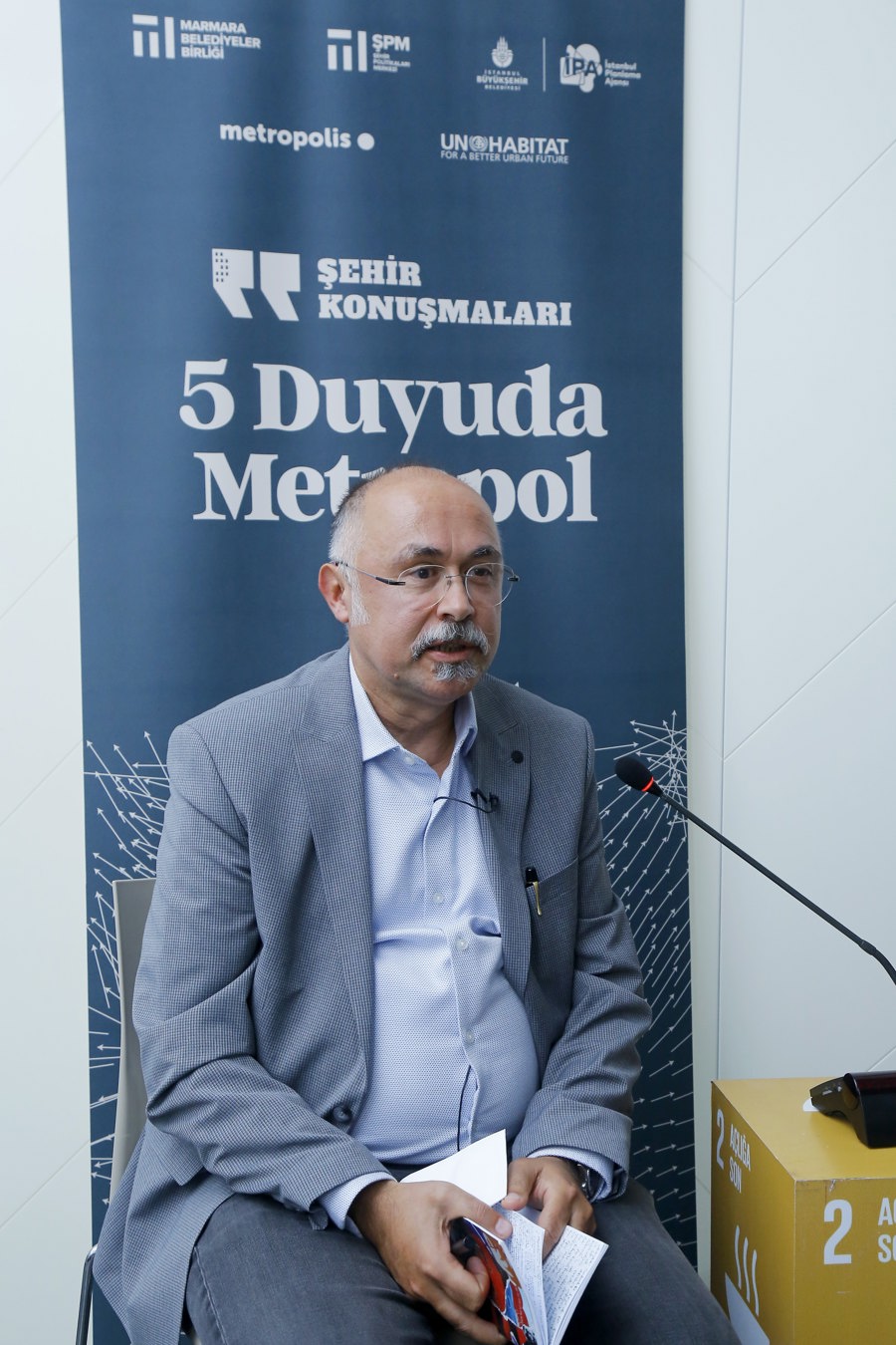Dünya Büyükşehirler Gününe Özel Şehir Konuşmaları Düzenlendi}