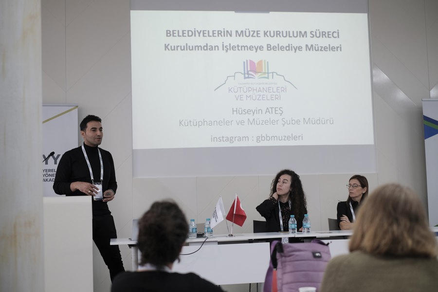 Yerel Yönetimler İçin Müze 101: Müze ve Toplum Eğitim Programı Düzenlendi}