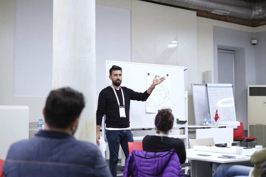 Yerel Yönetimler İçin Müze 101: Müze ve Toplum Eğitim Programı Düzenlendi}