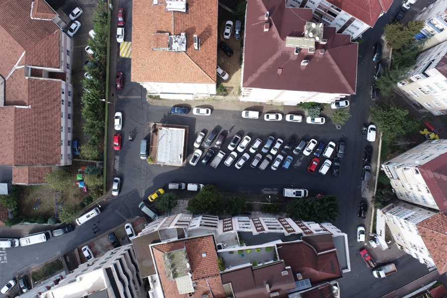 Sokak Dönüştürme Uygulaması ile Gebze'de Çocuklar ve Yayalar Güvenli Bir Kamusal Alan Kazandı}