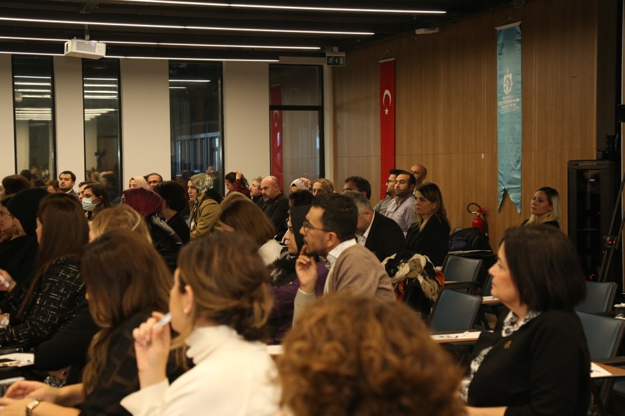 Hukuk Platformu Kocaeli Büyükşehir Belediyesi Ev Sahipliğinde Toplandı}