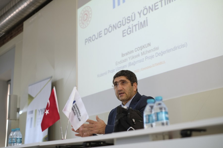 Sosyal Kalkınma İçin Proje Döngüsü Yönetimi Eğitimi Düzenlendi}