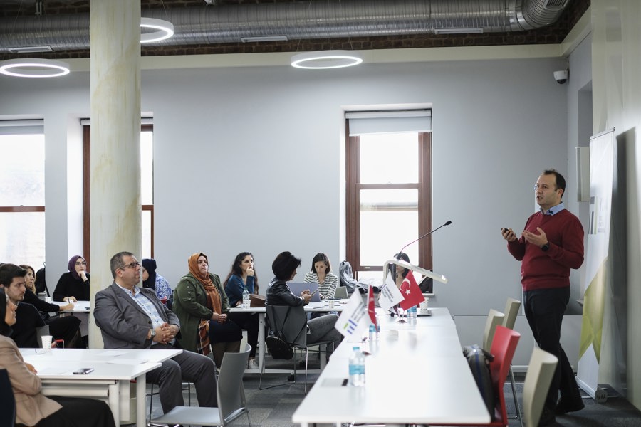 Sosyal Kalkınma İçin Proje Döngüsü Yönetimi Eğitimi Düzenlendi}