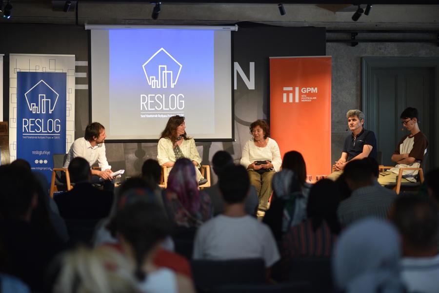The Role of Municipalities in Culture and Arts for Cohabitation Addressed}