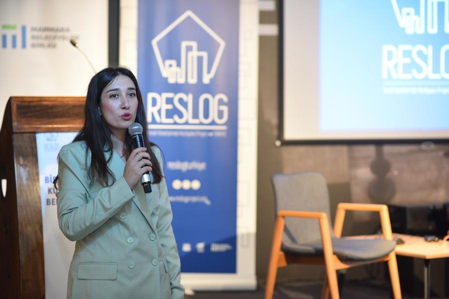 The Role of Municipalities in Culture and Arts for Cohabitation Addressed}